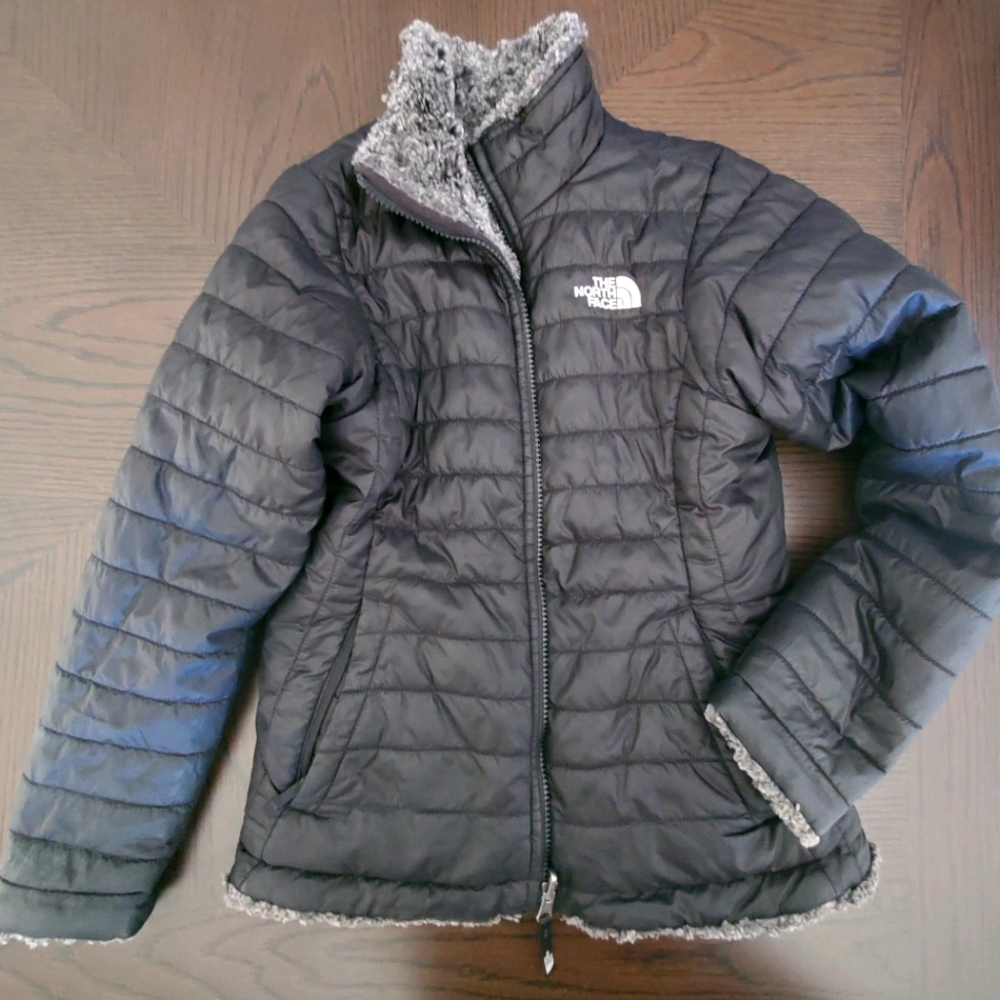 North Face Kids jacket size 10/11